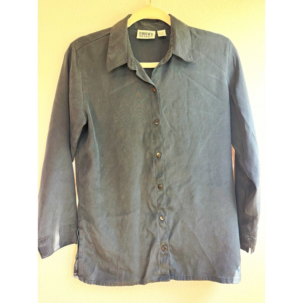 Chico's Design Women's Size 0/S Solid Collared Long Sleeve Button Front Shirt